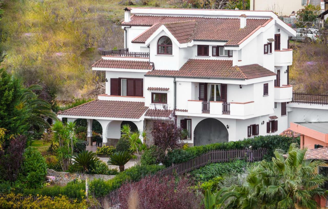 Domus Dams B&B Montescaglioso Luaran gambar
